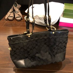 Slightly used coach handbag